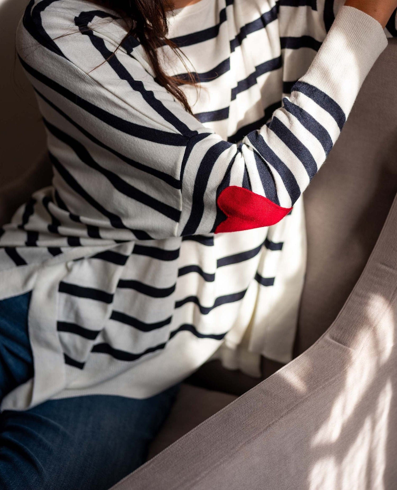 Amour Sweater Navy & White