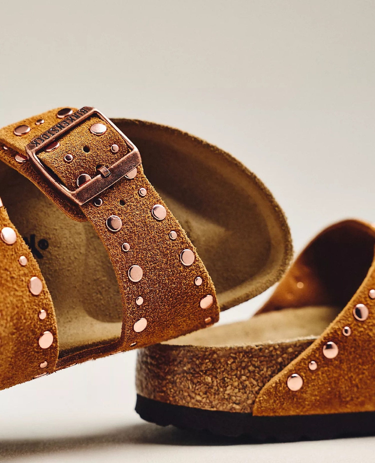 Arizona Rivet Sandals Mink Suede
