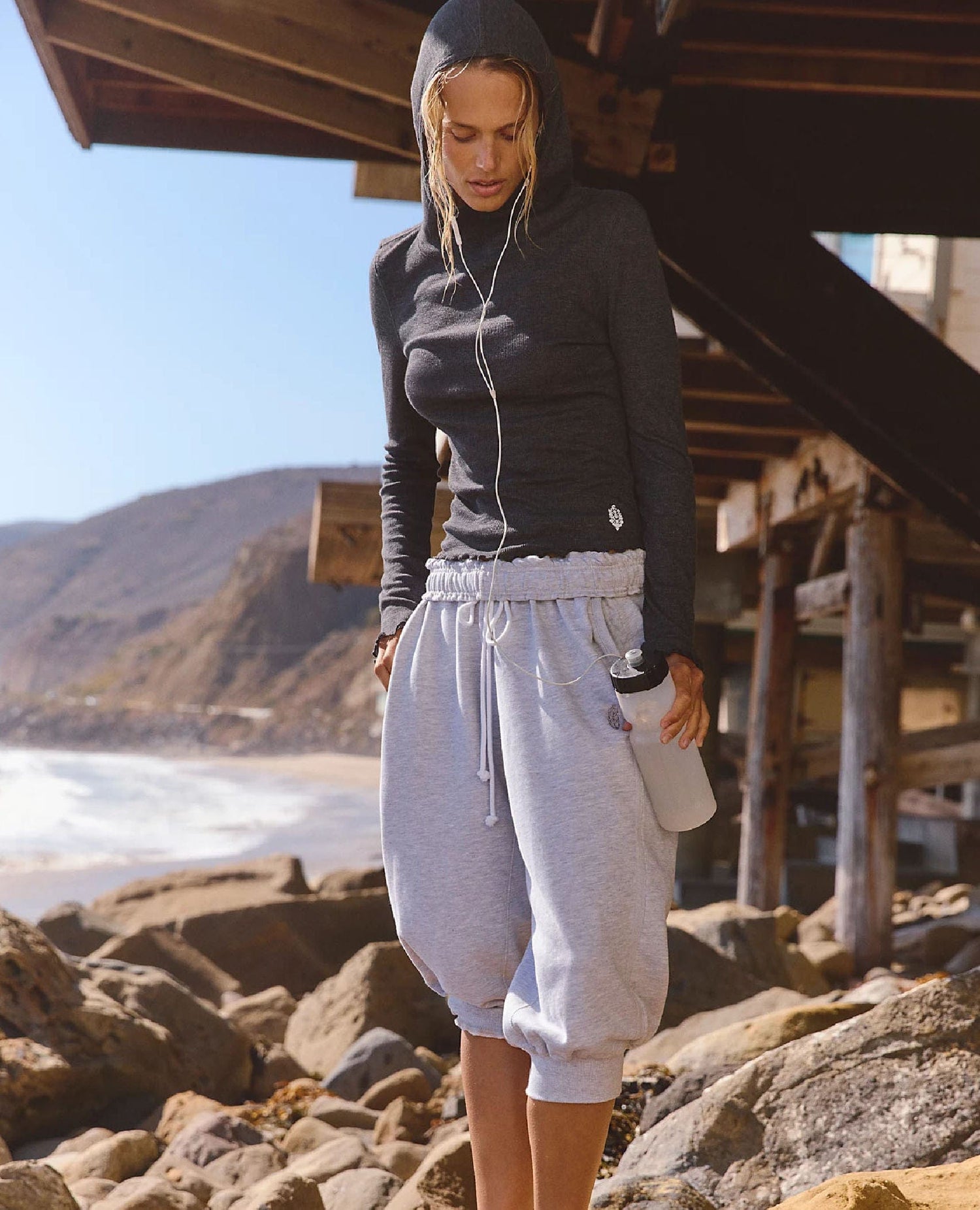 Breathe Easy Long Sleeve Pullover in Black