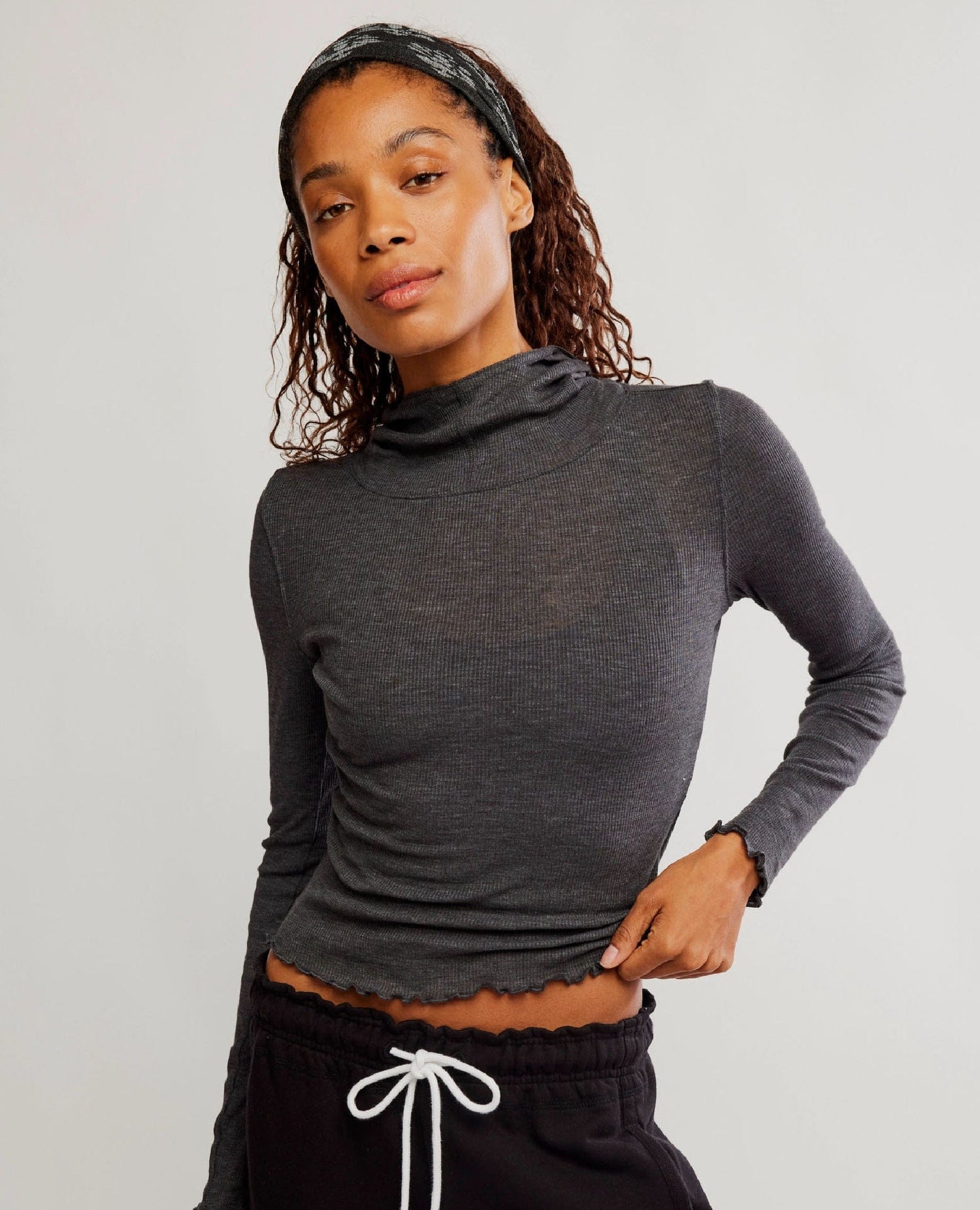 Breathe Easy Long Sleeve Pullover in Black