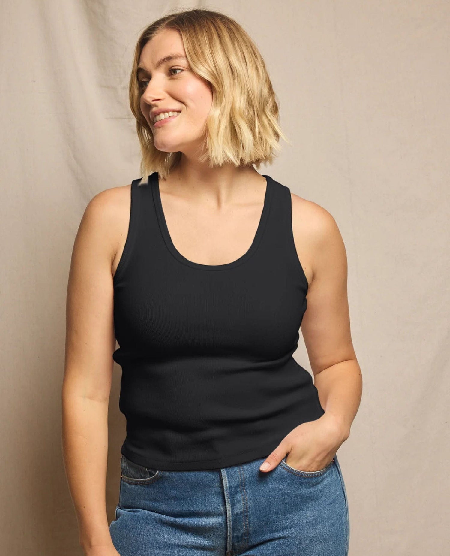 Debbie Tank True Black