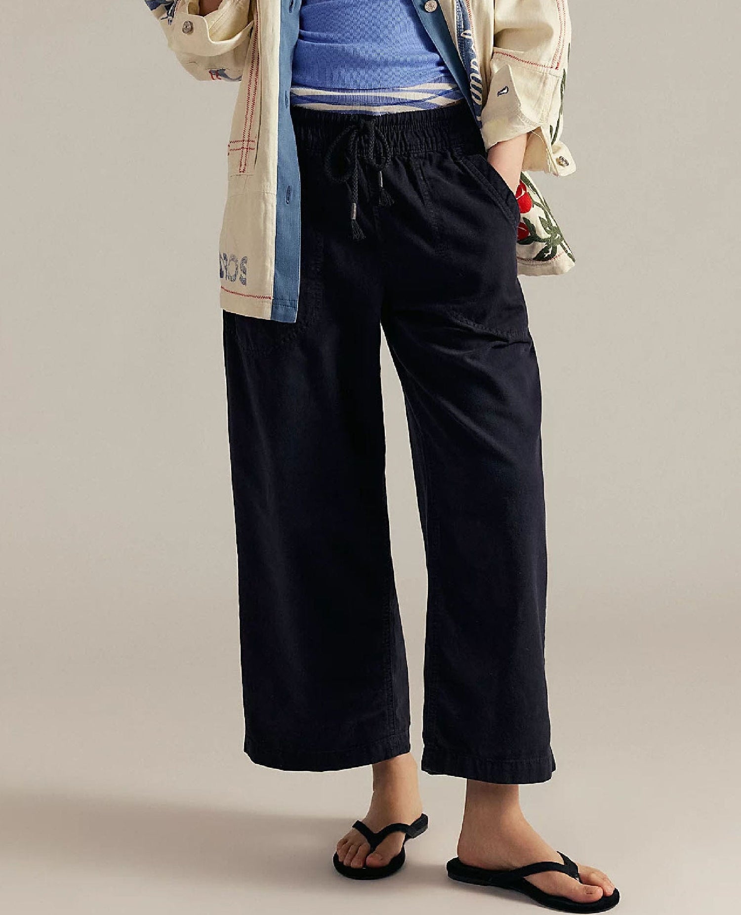 Easy Peasy Pull On Pant in Black