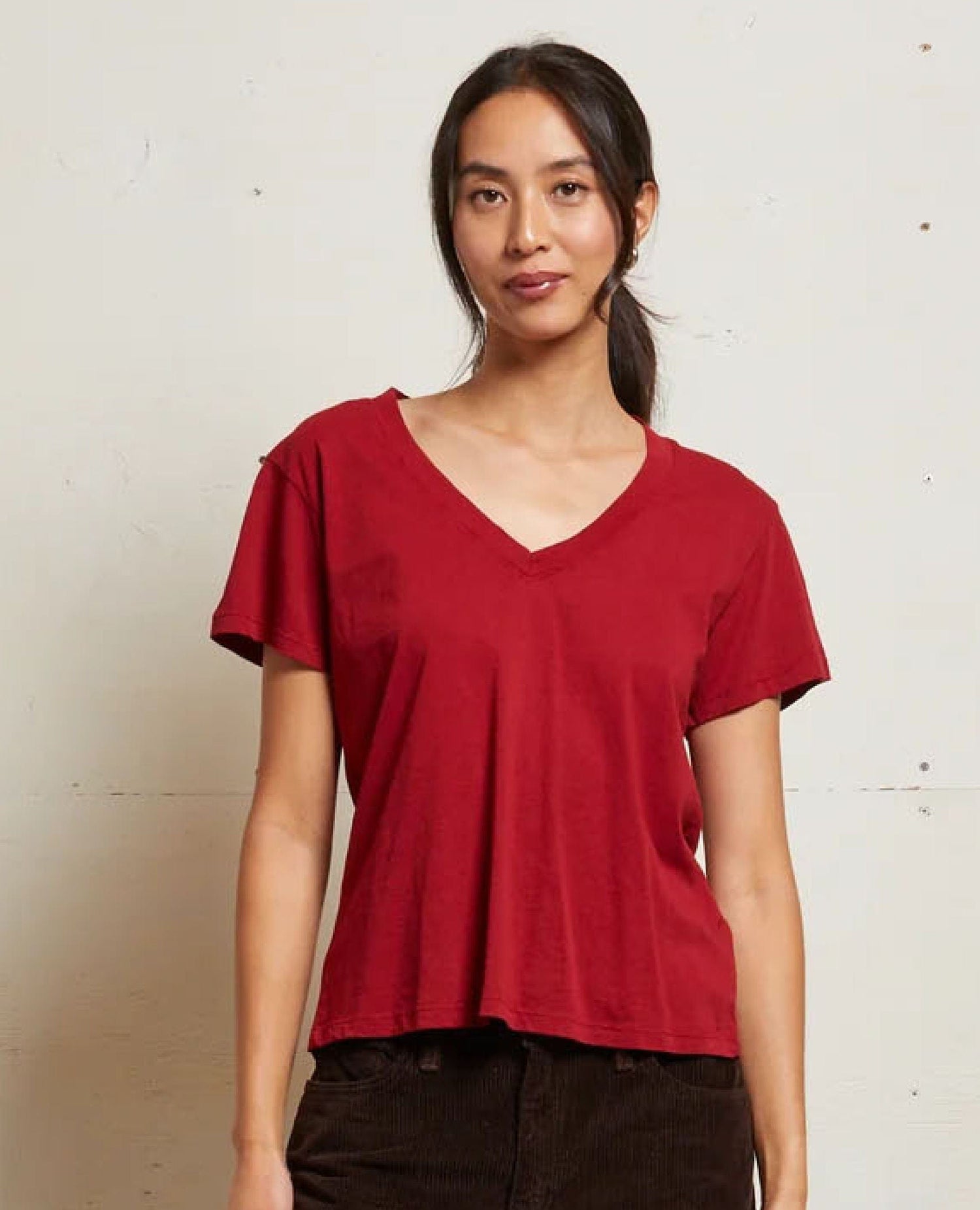 Hendrix V Neck Tee Maple