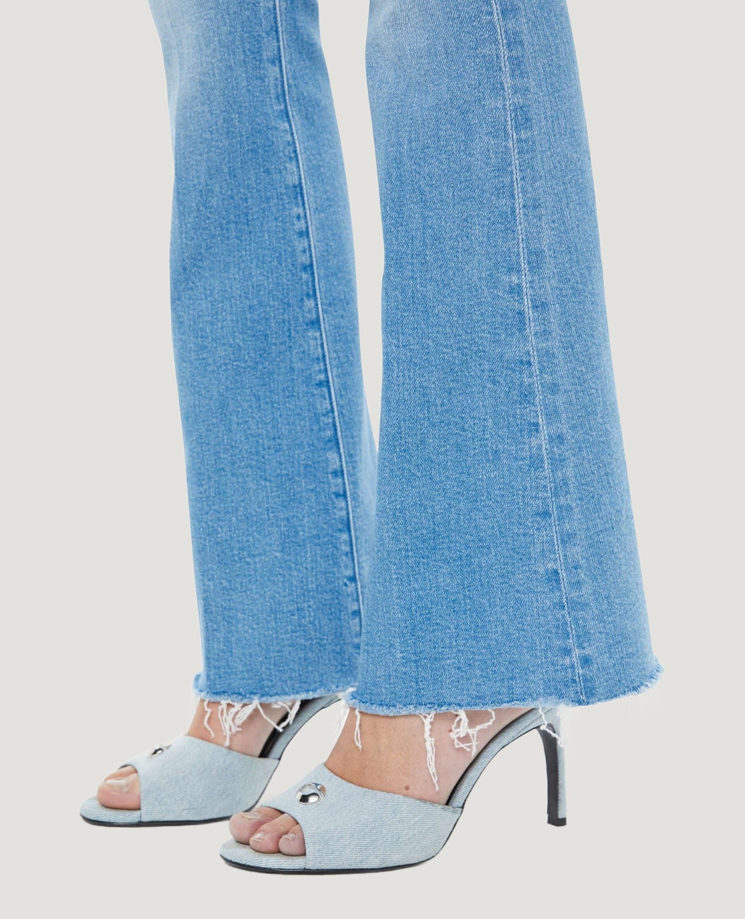 Weekender Fray Jean Satisfy Cravings