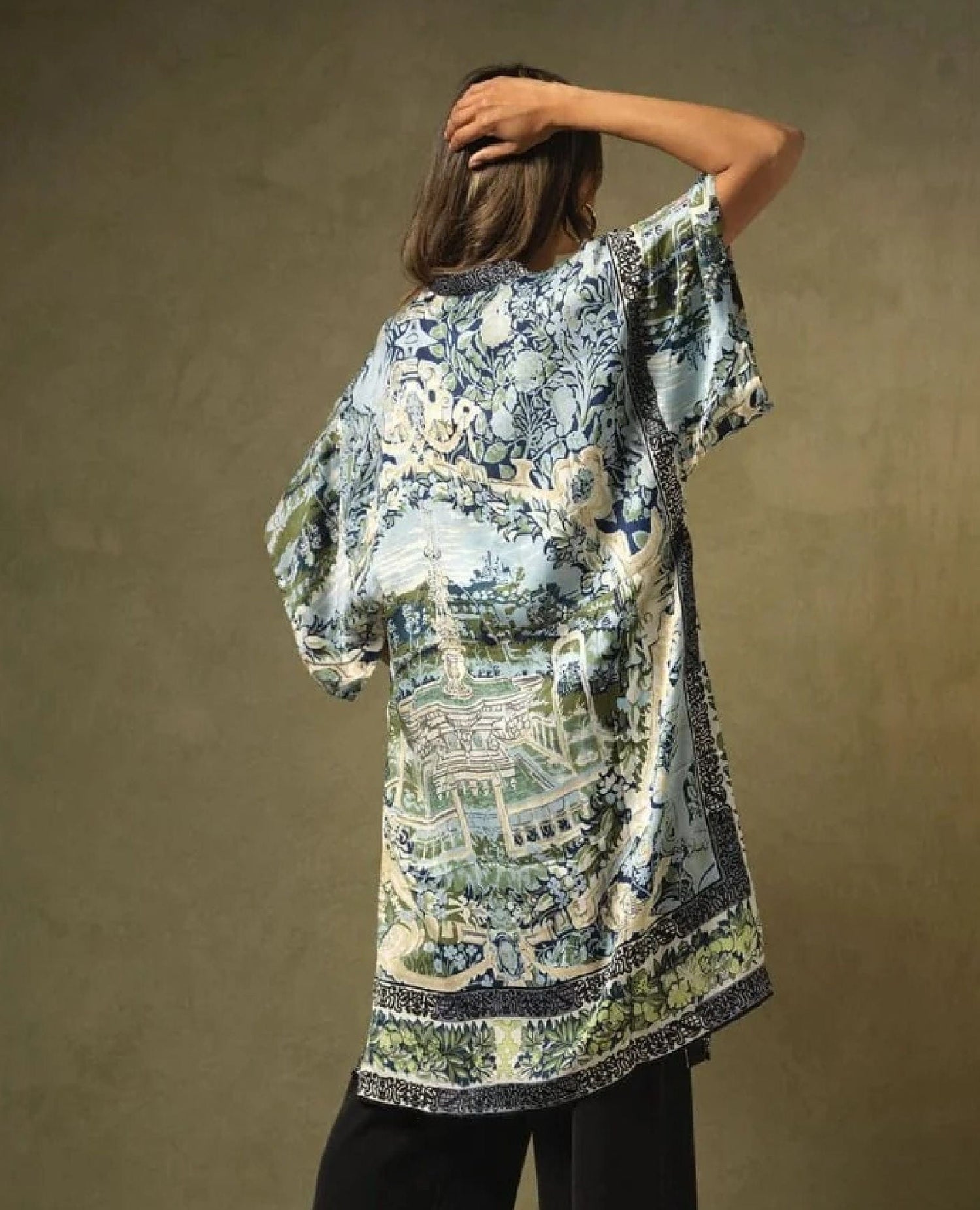 Tapestry Sea Print Long Kimono