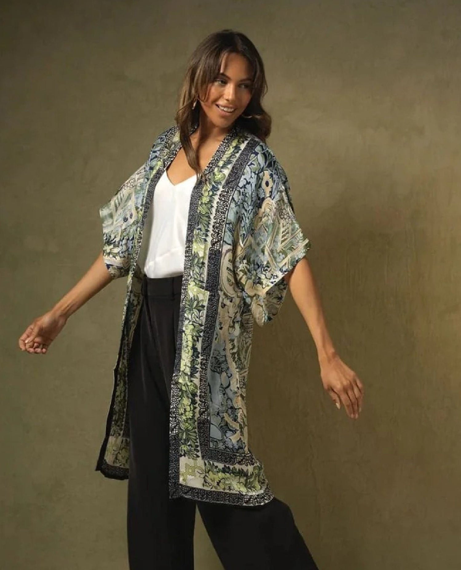 Tapestry Sea Print Long Kimono