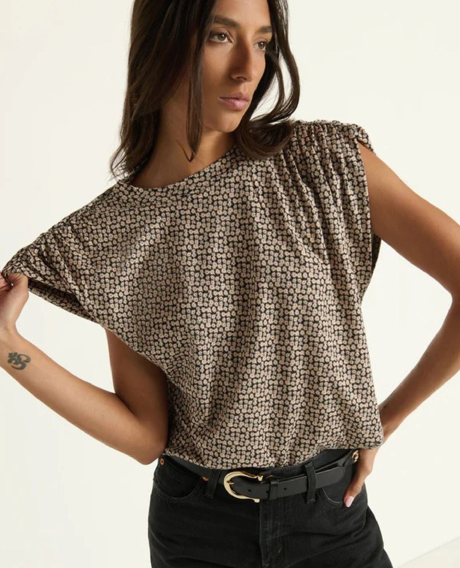 Frankie Tee Butterscotch Print