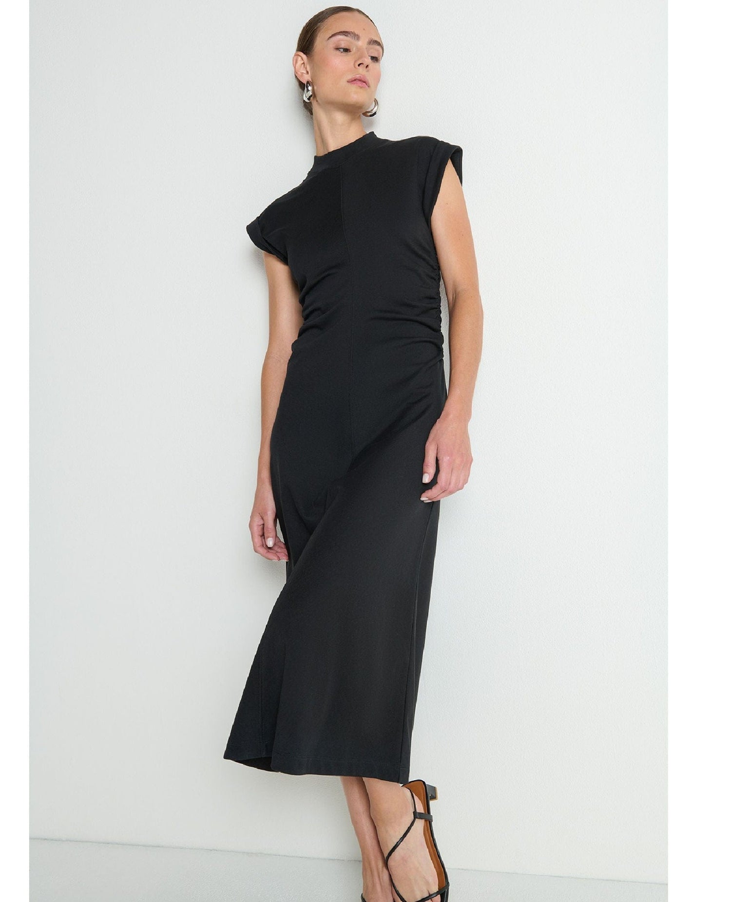 Neva Midi Dress Black