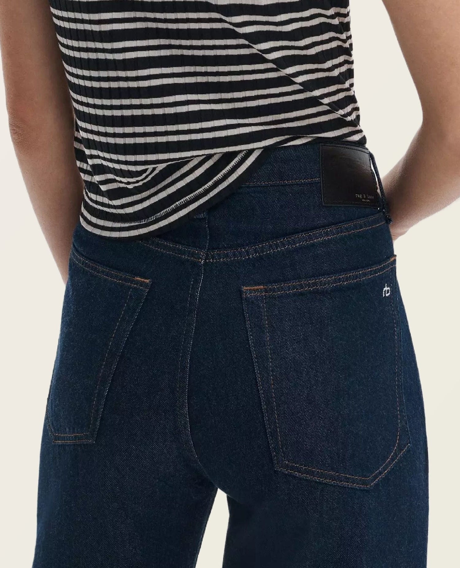 Featherweight Logan Wide Leg Jeans Dusk Rinse