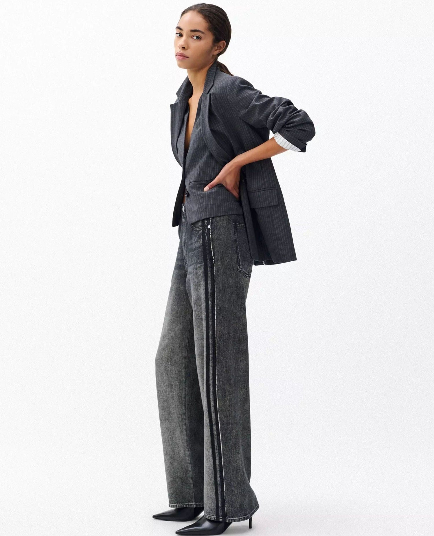 Viral Track Sweats Jean Black