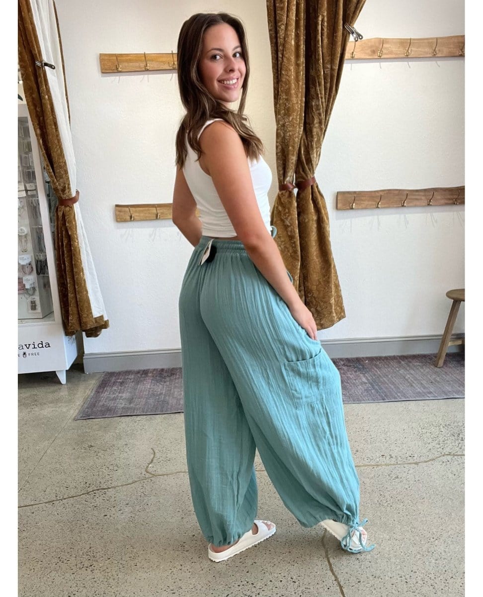 Aqua Adventure Cargo Pants - PINK ARROWS