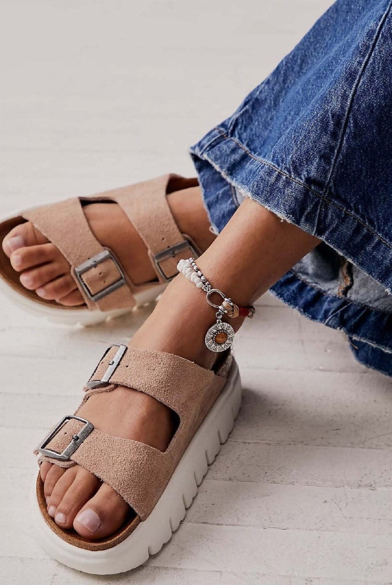 Arizona Chunky Birkenstock Sandals Warm Sand - PINK ARROWS