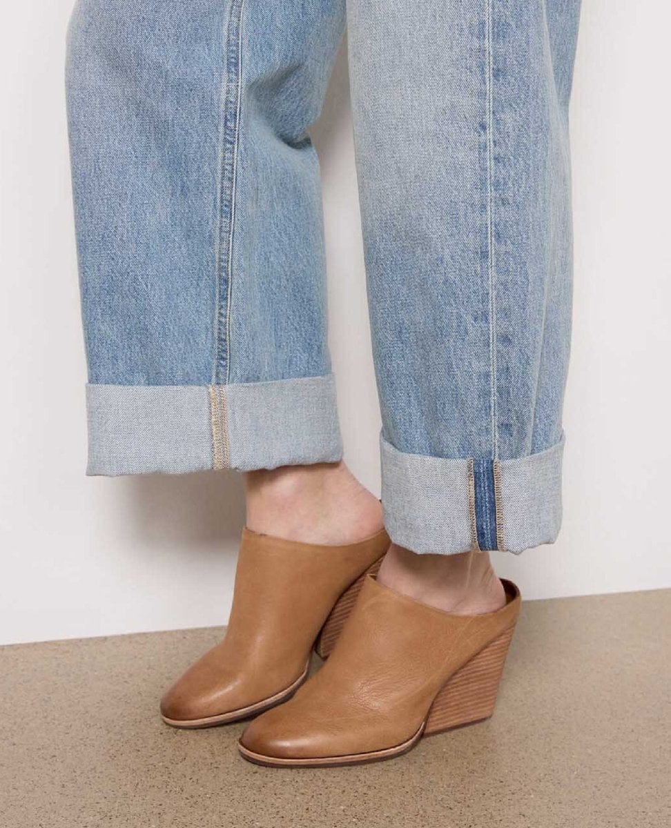 Ayla Baggy Cuffed Crop Skylights - PINK ARROWS