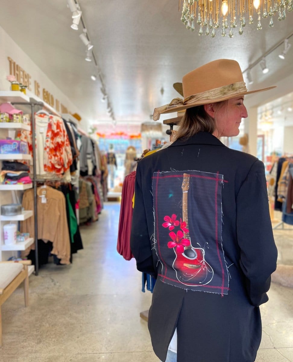 Black Guitar Patch Blazer - PINK ARROWS