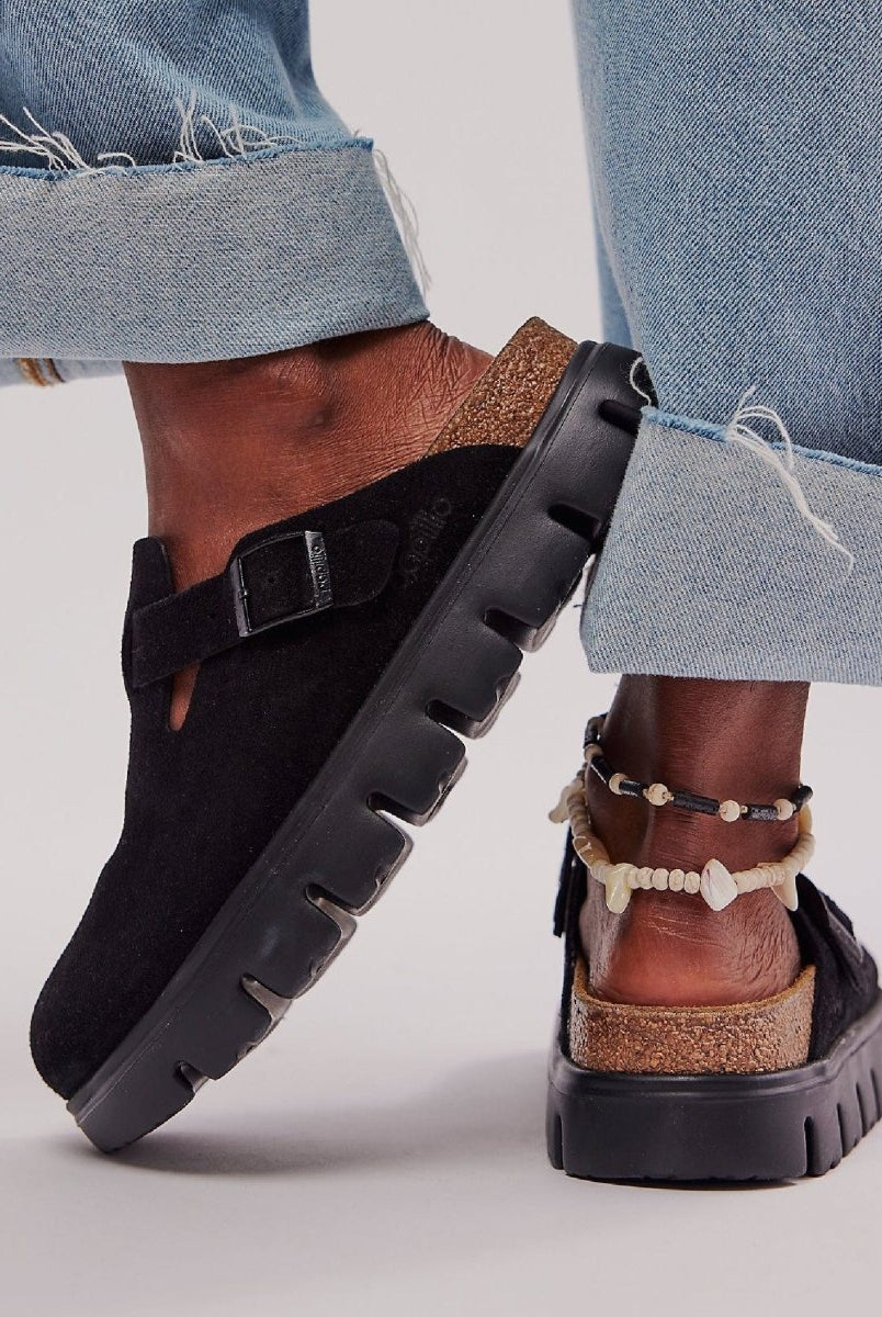 Boston Chunky Black Suede - PINK ARROWS