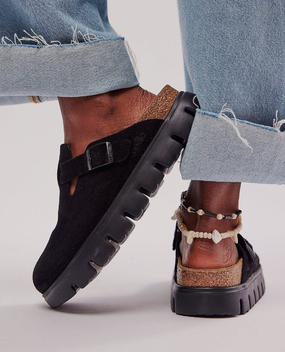 Boston Chunky Black Suede - PINK ARROWS