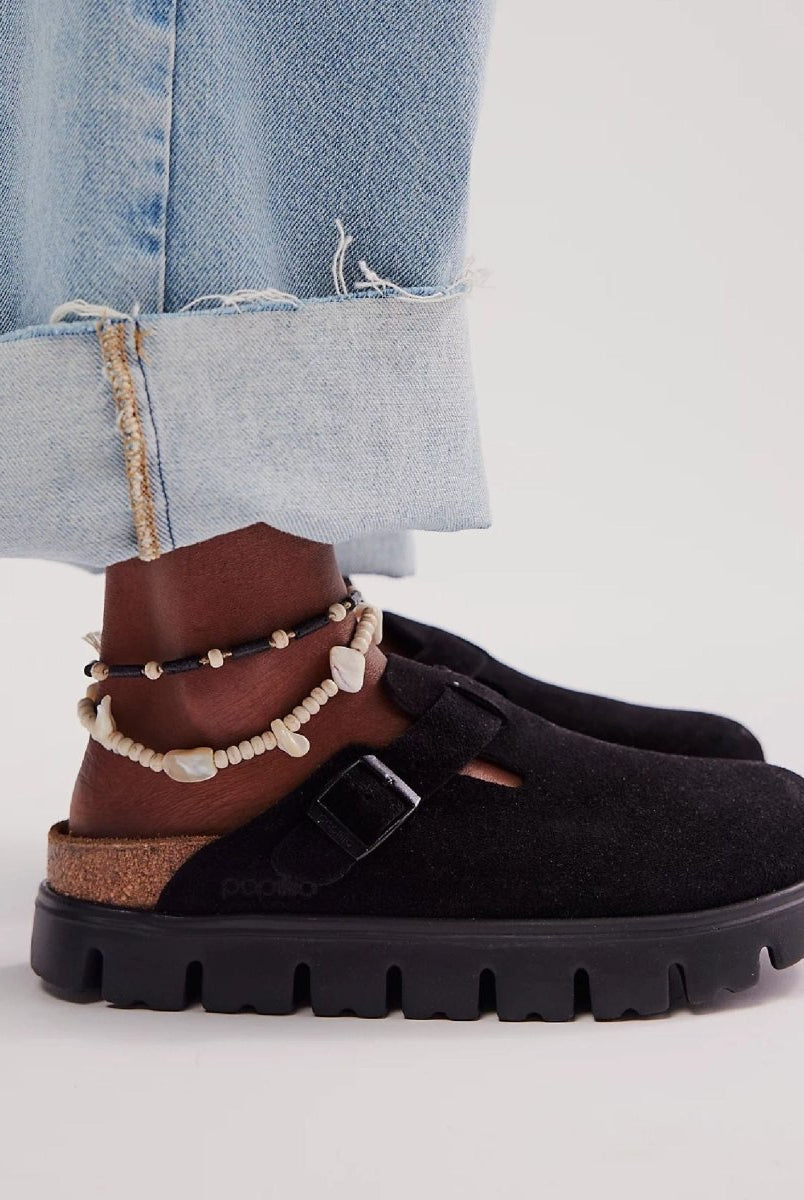Boston Chunky Black Suede - PINK ARROWS