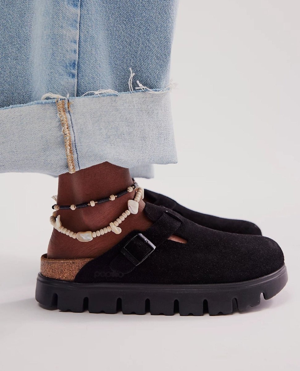 Boston Chunky Black Suede - PINK ARROWS