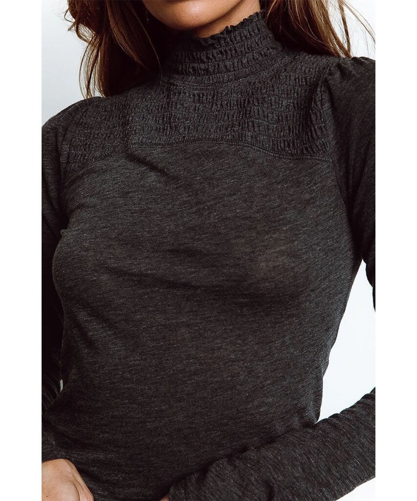 Caroline Smocked Tee Vintage Black - PINK ARROWS