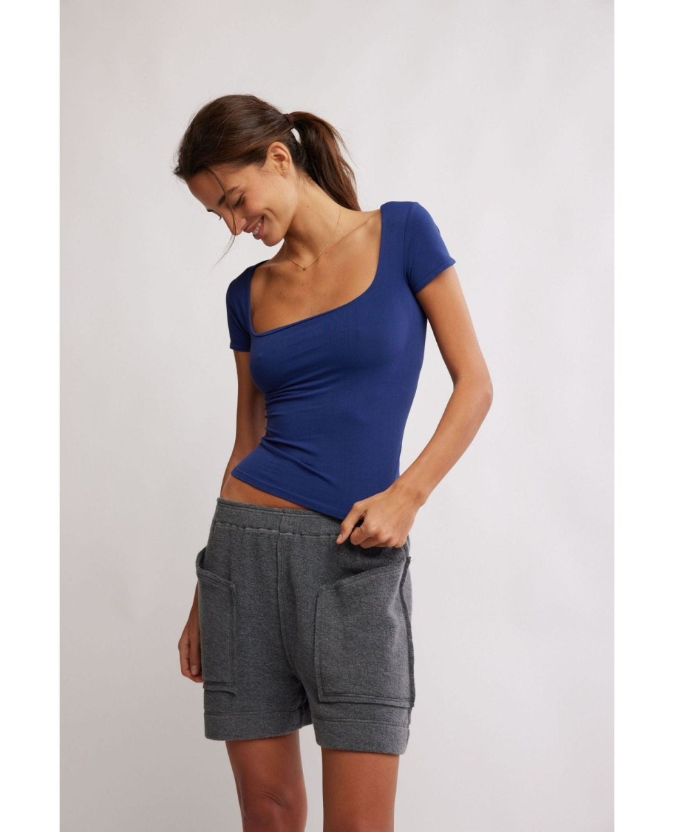 Clean Lines Baby Tee Indigo - PINK ARROWS