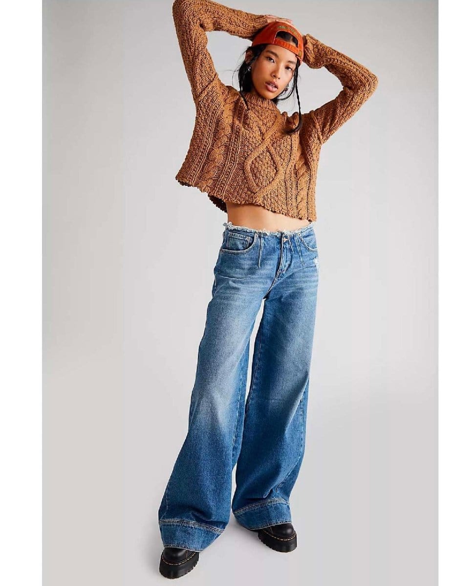 Cutting Edge Cable Sweater Camel - PINK ARROWS