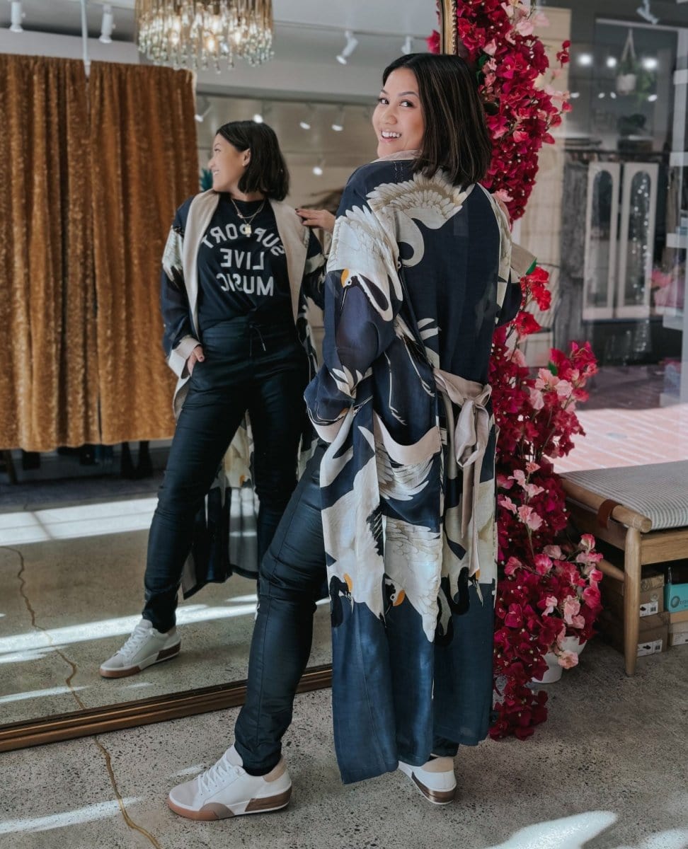 Egret Grey Robe Gown Kimono - PINK ARROWS