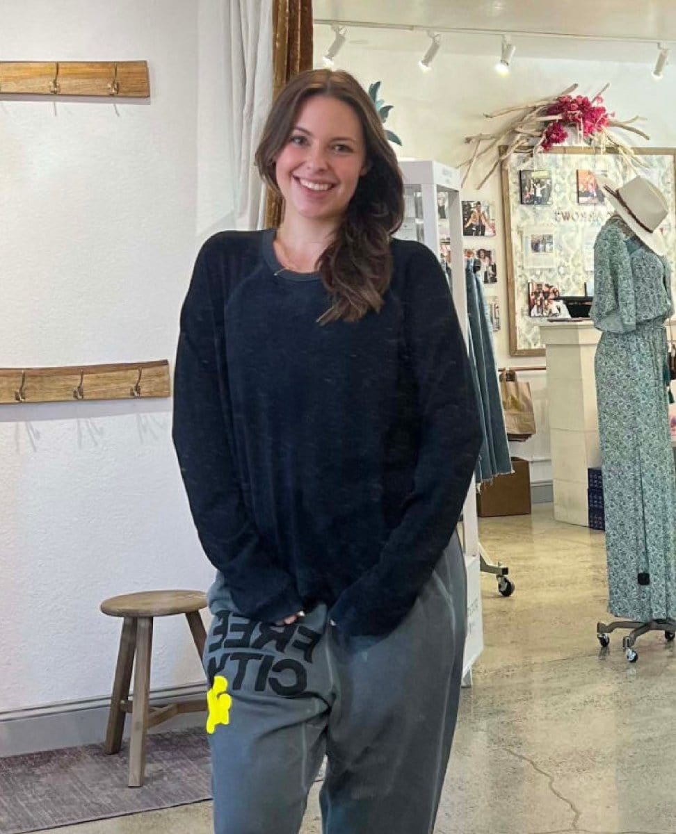 FREECITY Lucky Rabbit Sweatshirt Superblack - PINK ARROWS