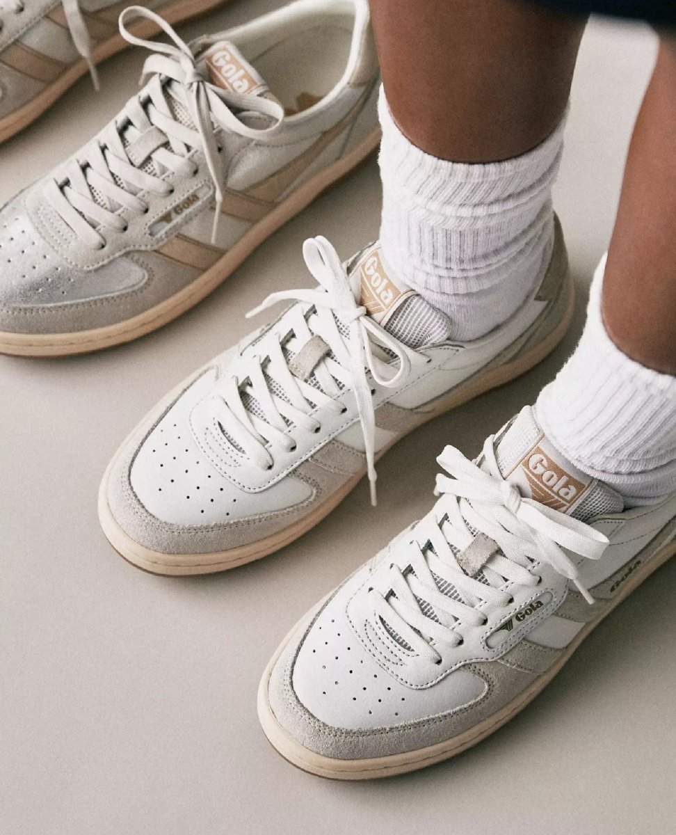 Gola Classics Women's Hawk Sneakers White/White/Gold - PINK ARROWS