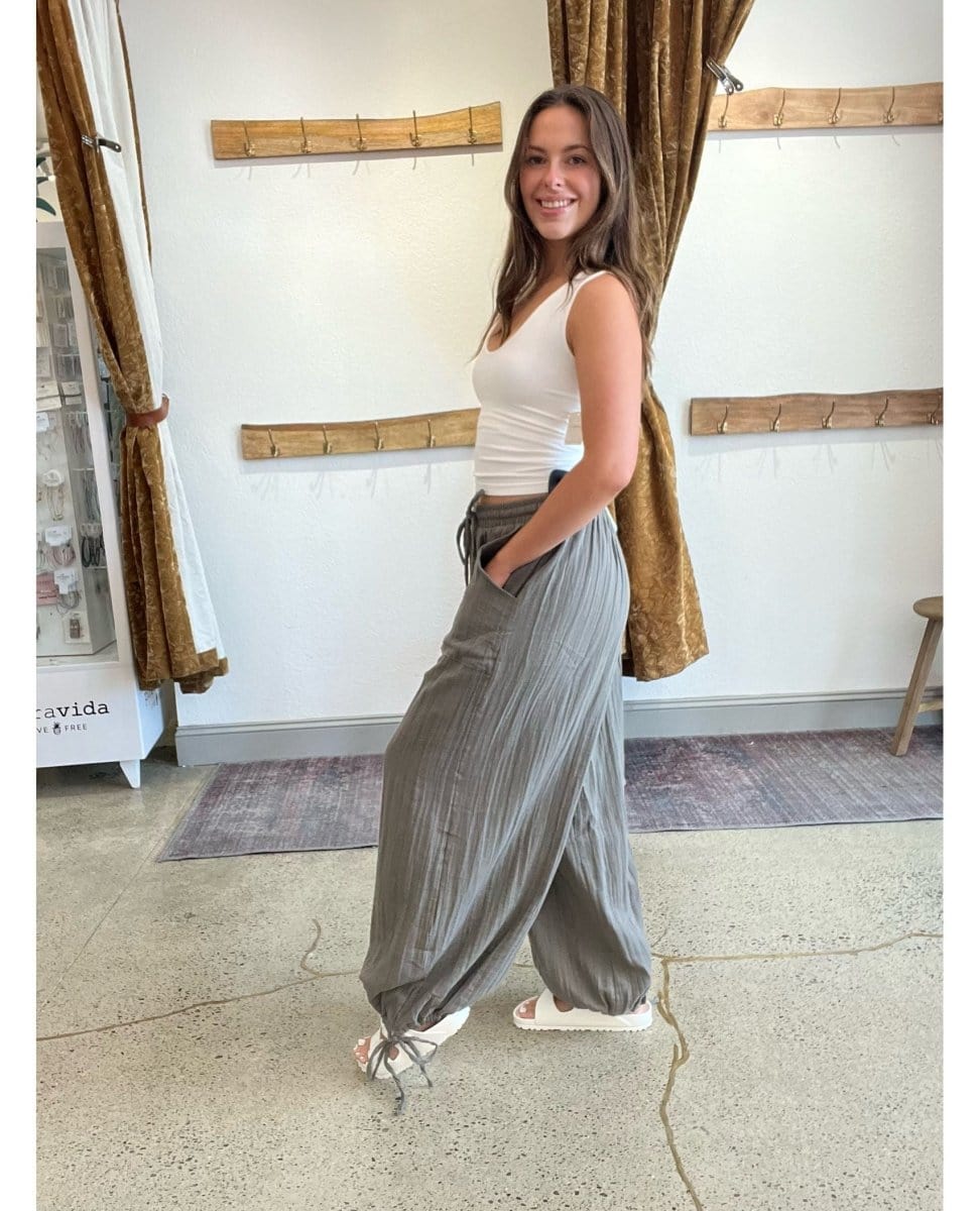 Granite Adventure Cargo Pants - PINK ARROWS