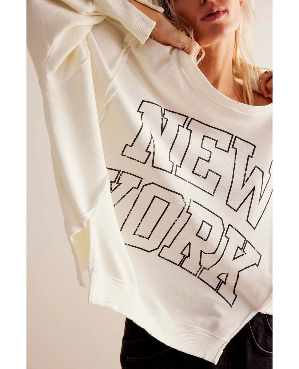 Graphic Camden New York Sweatshirt - PINK ARROWS
