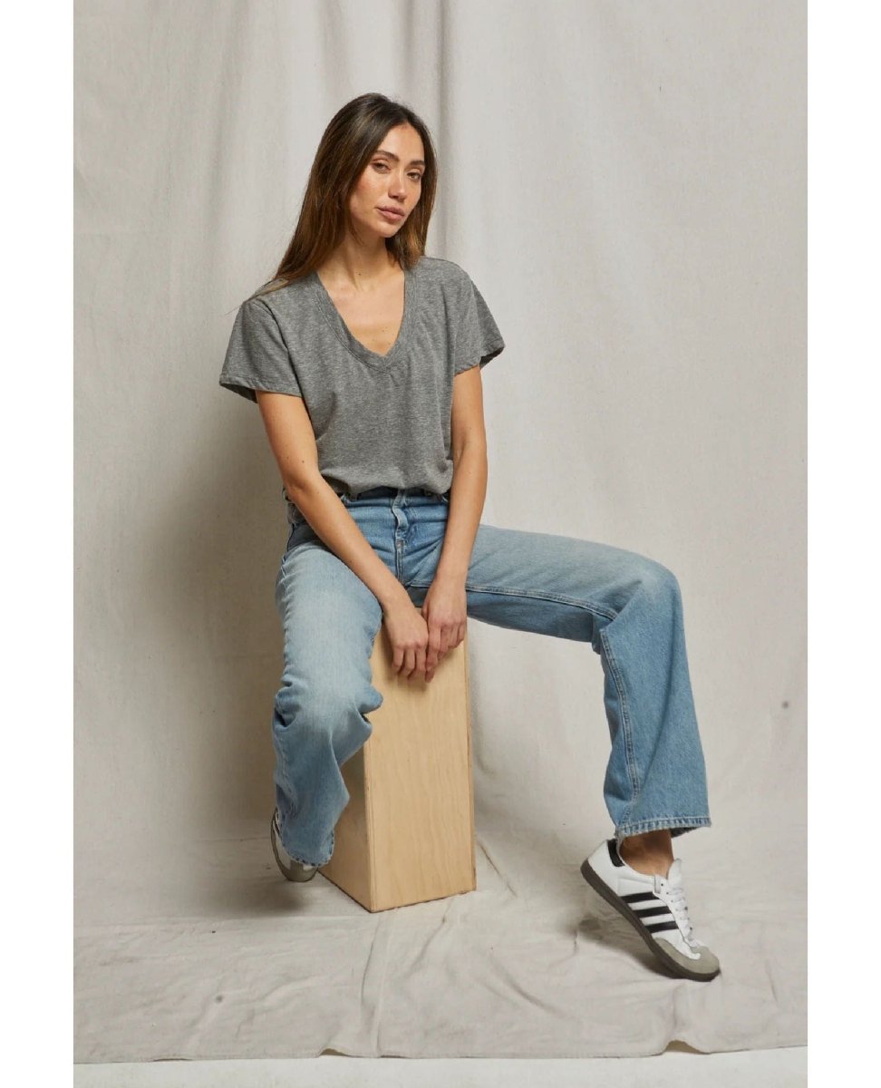 Hendrix V Neck Tee Heather Grey - PINK ARROWS