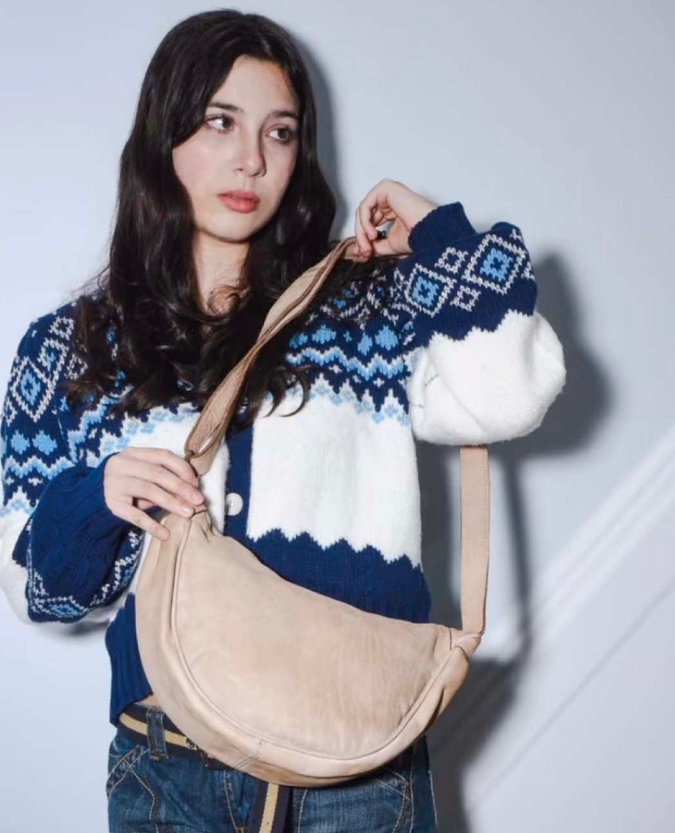 Hug Hobo Bag in Taupe - PINK ARROWS