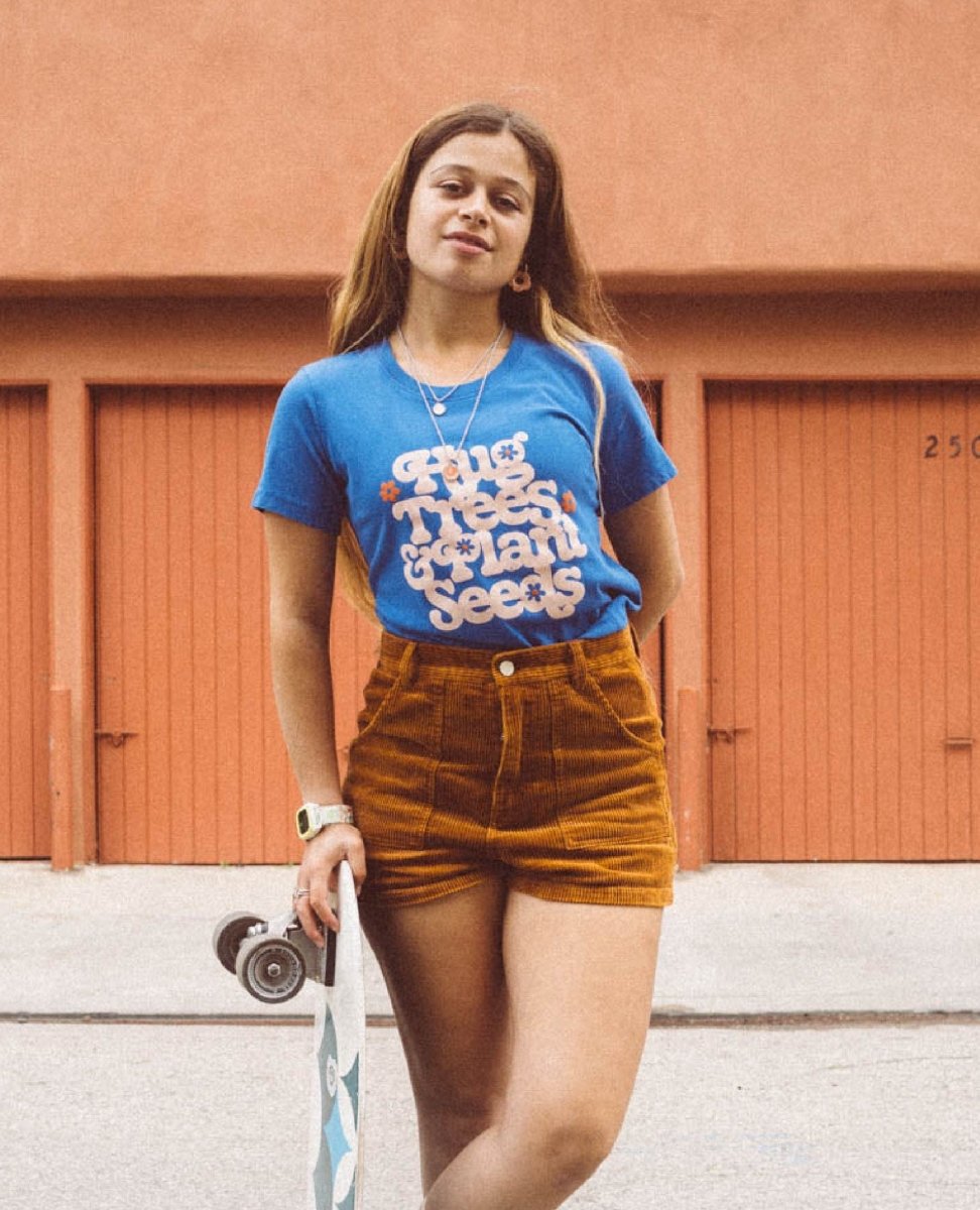 Hug Trees & Plant Seeds Graphic T-Shirt - PINK ARROWS