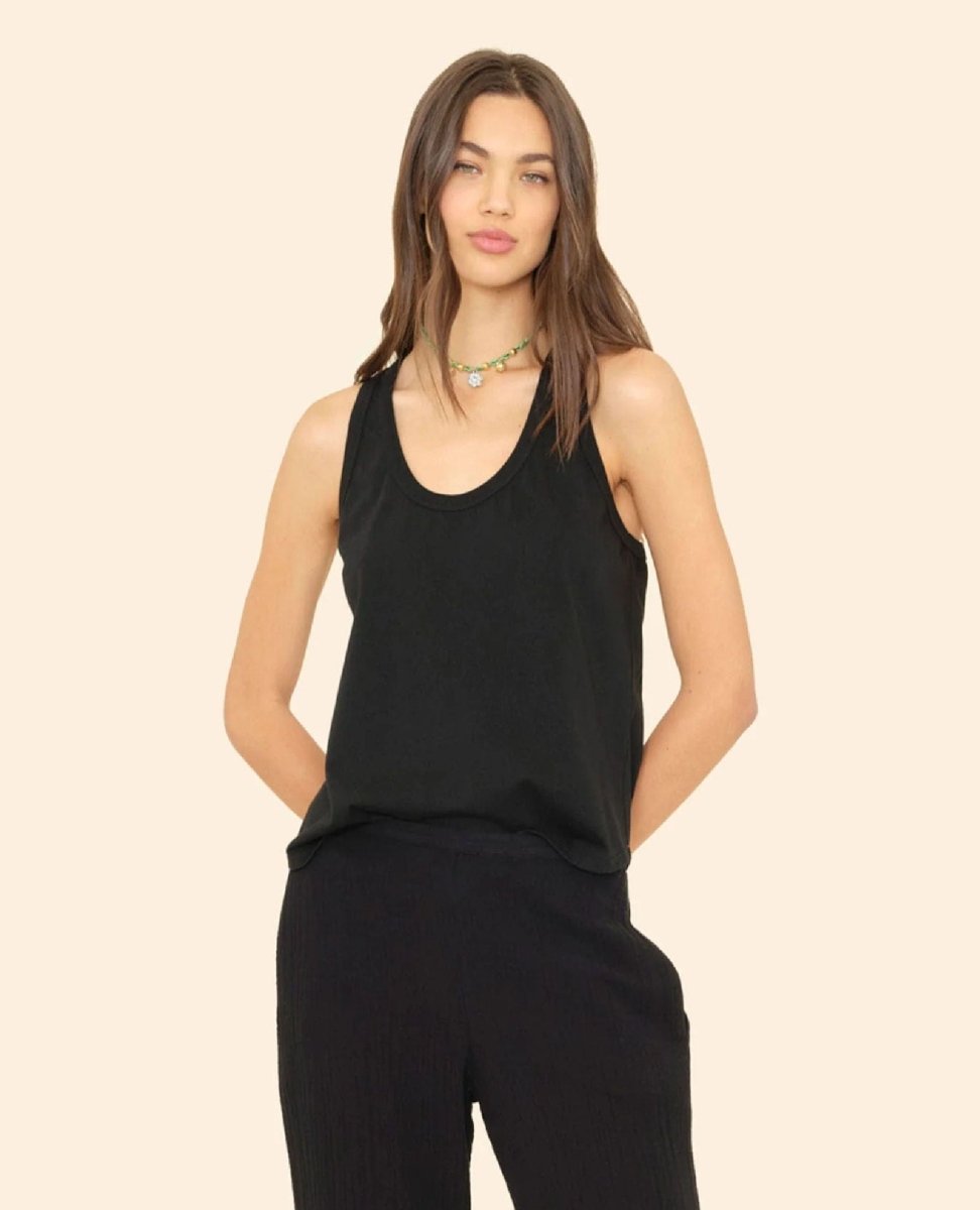 Jett Tank Jet Black - PINK ARROWS