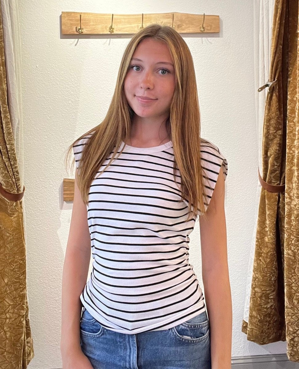 Joni Top White/Black Stripes - PINK ARROWS