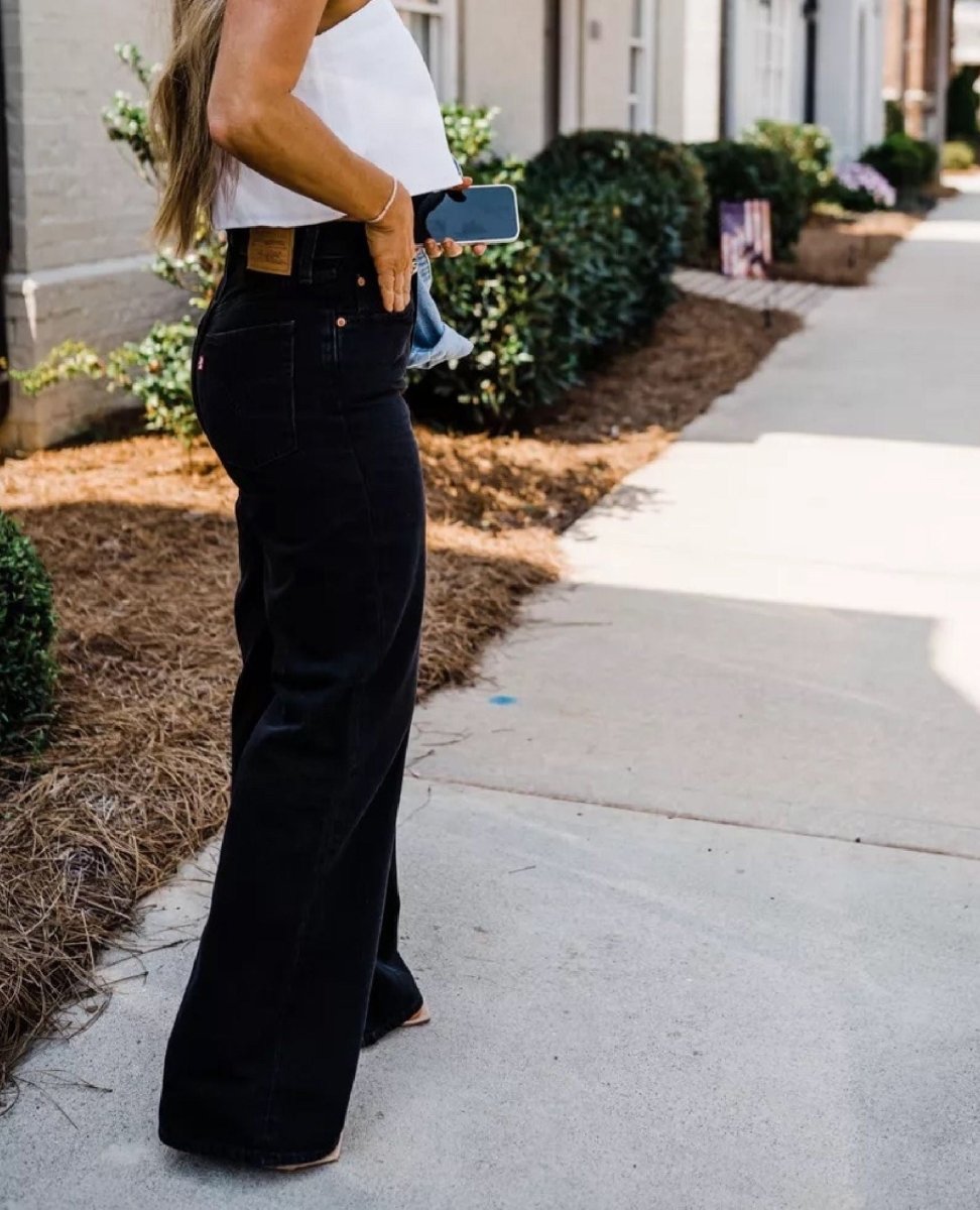 Levi's Ribcage Jean Rosie Posie Black - PINK ARROWS