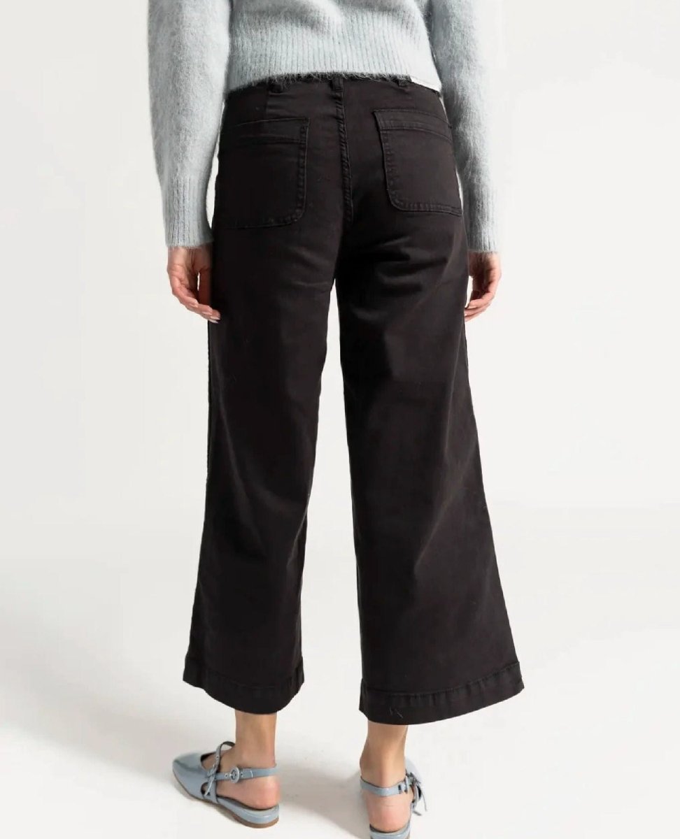 Oat NY Crop Pant Black - PINK ARROWS