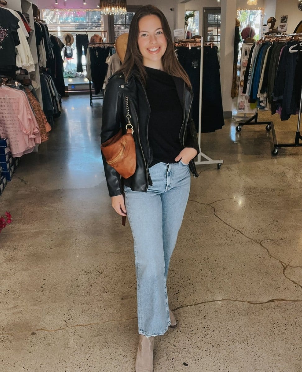 Santos Black Bestseller Long Sleeve - PINK ARROWS