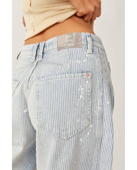 Stripe Good Luck Barrel in Tracks - PINK ARROWS