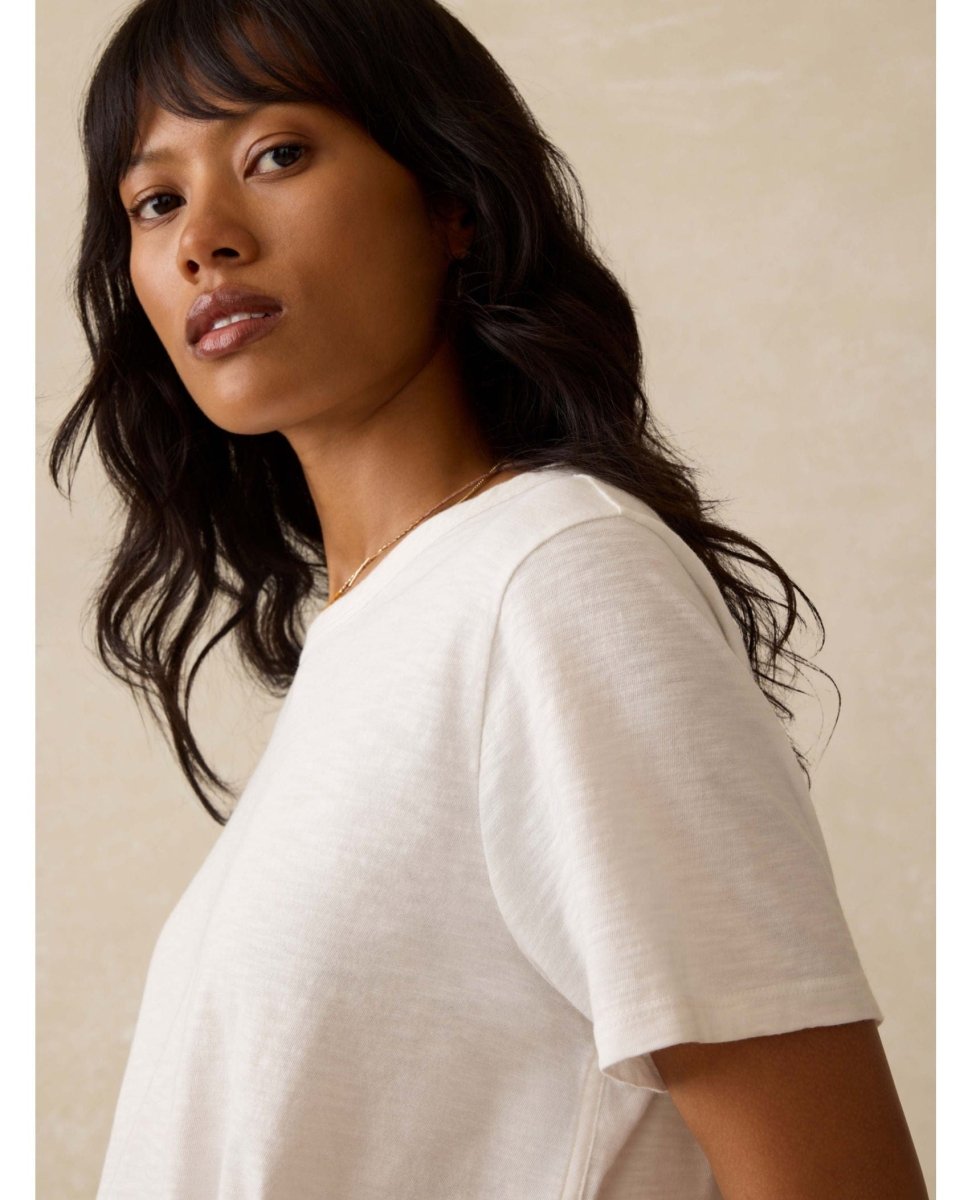 Sunwashed Essential Tee White - PINK ARROWS