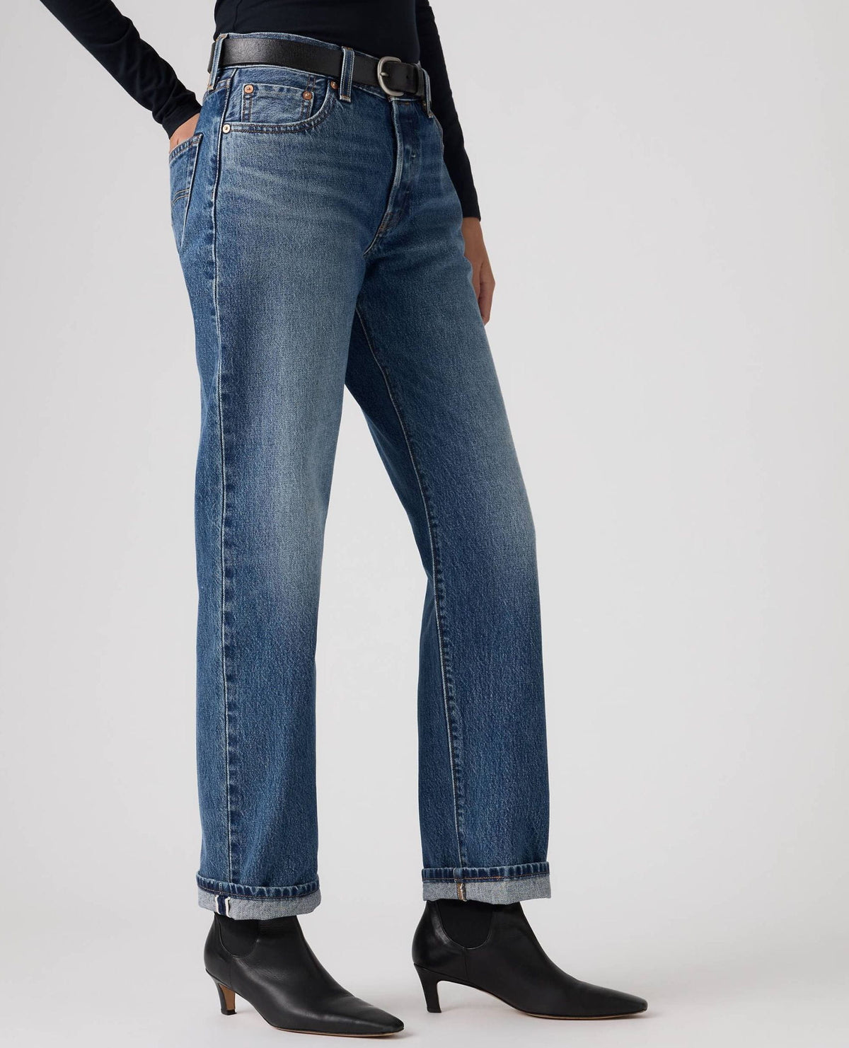 501® '90s Selvedge Ankle Jeans Bringing It