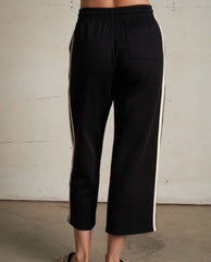 Claud Travel Pant True Black