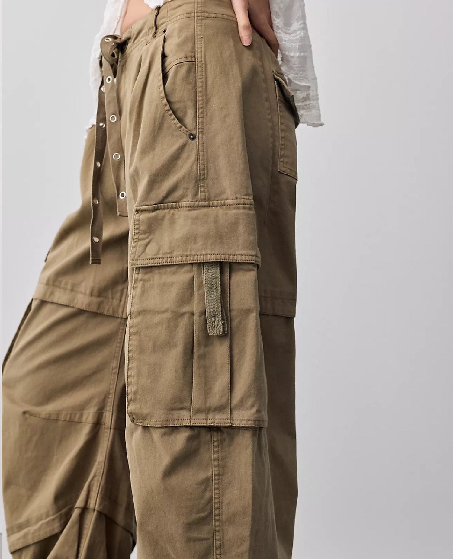 Reef Curved Cargo Pant Aloe