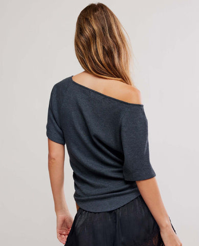 Lucy Shoulder Tee Black