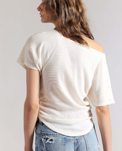 Lucy Shoulder Tee Sugar Swizzle