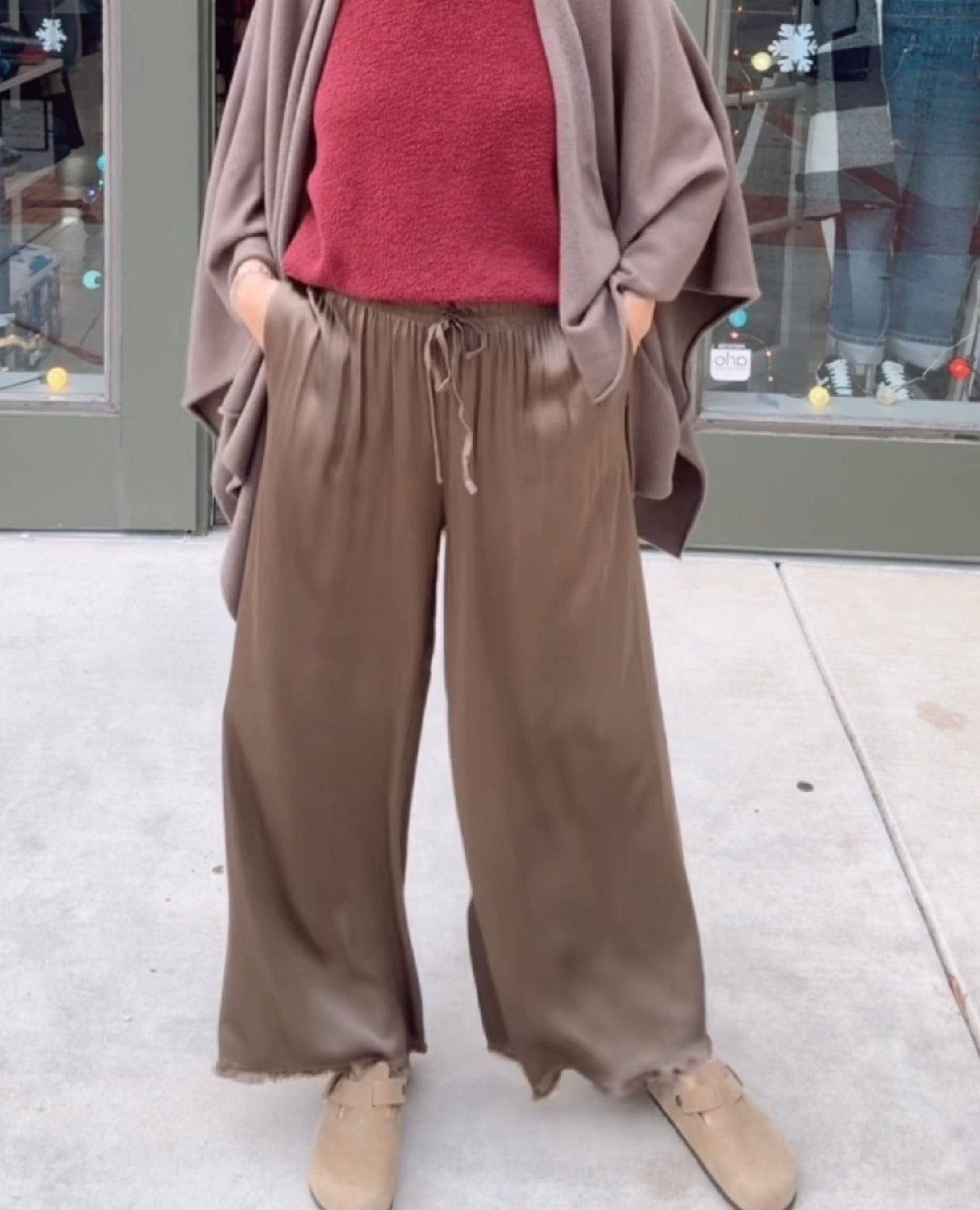 Silky Drawstring Pant Mocha