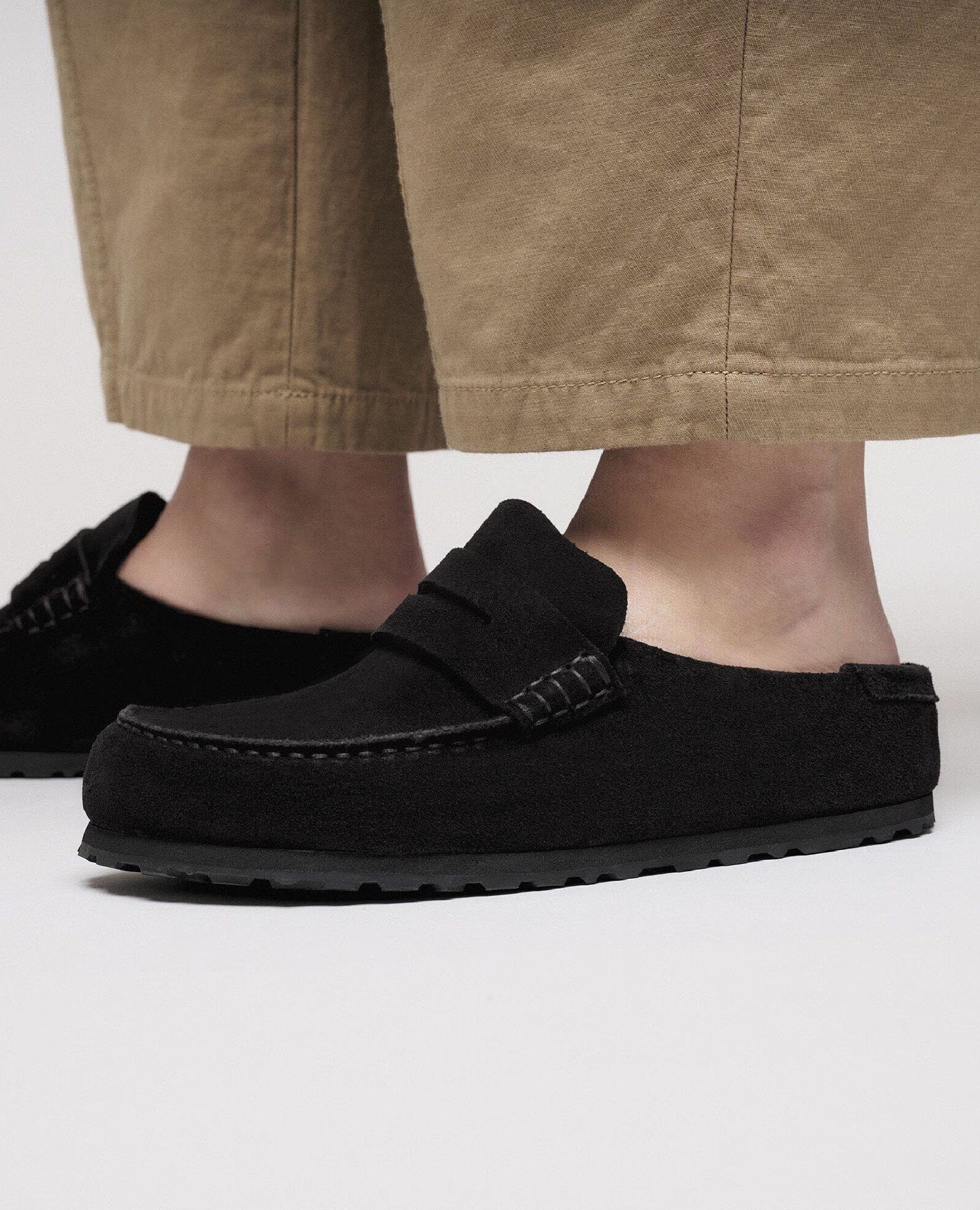 Naples Slide Loafer Suede Black