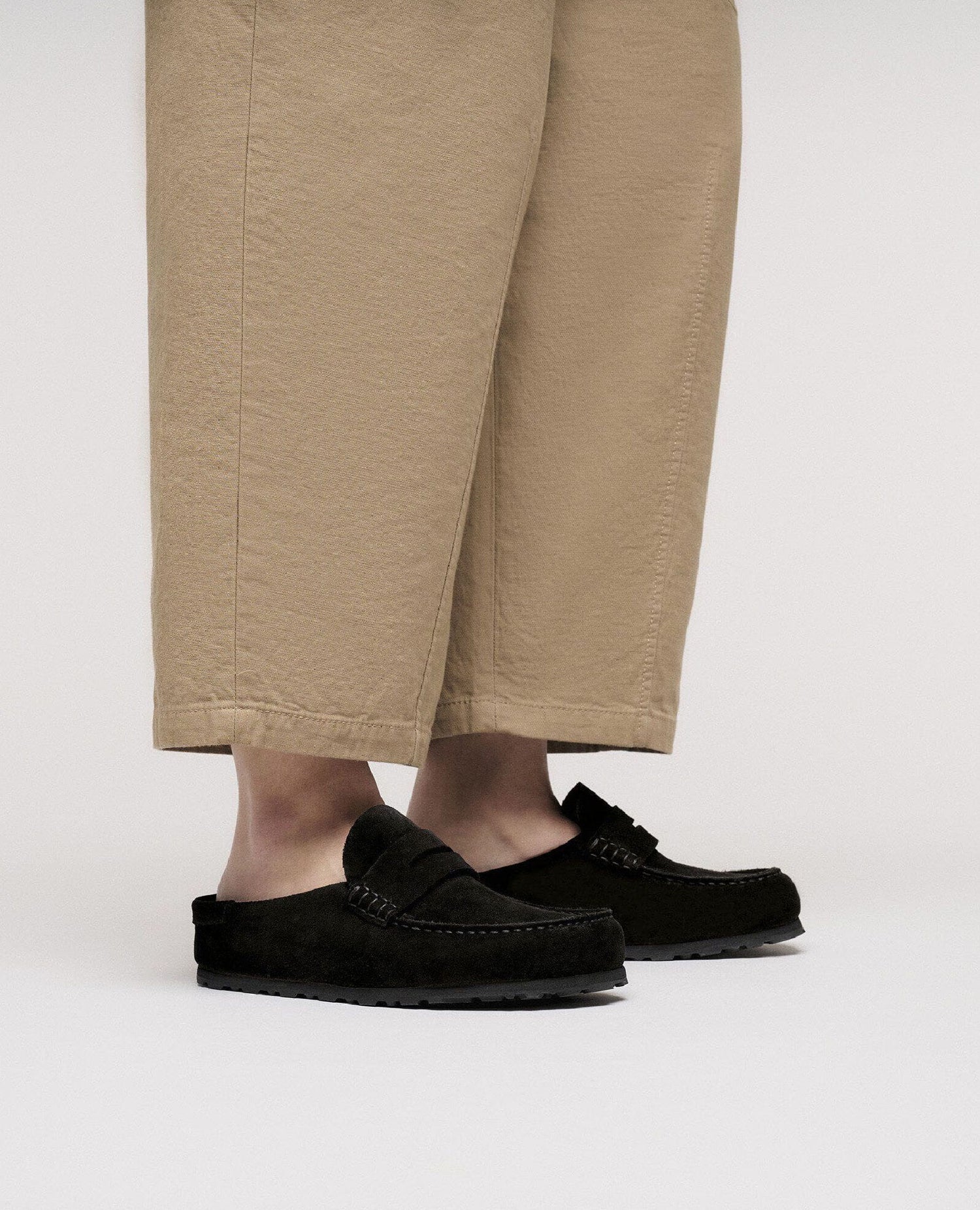 Naples Slide Loafer Suede Black