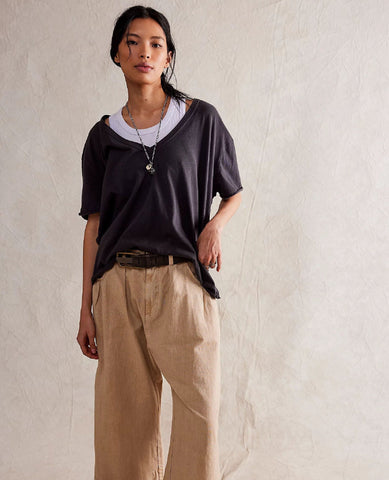 Nina V-Neck Tee Black