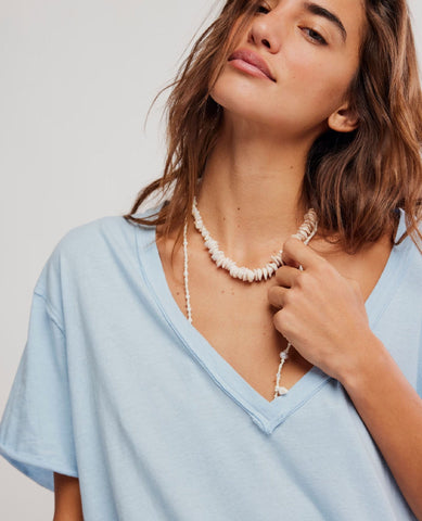 Nina V-Neck Tee Dew Shine
